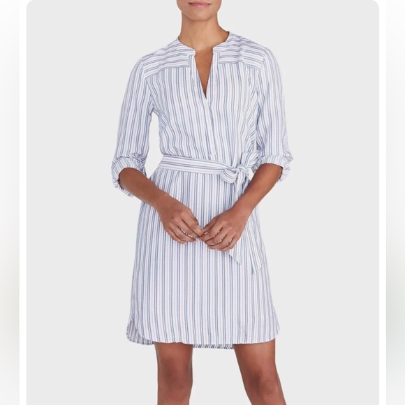 J. Crew Dresses & Skirts - J.Crew White Stripe Textured Shirt Dress